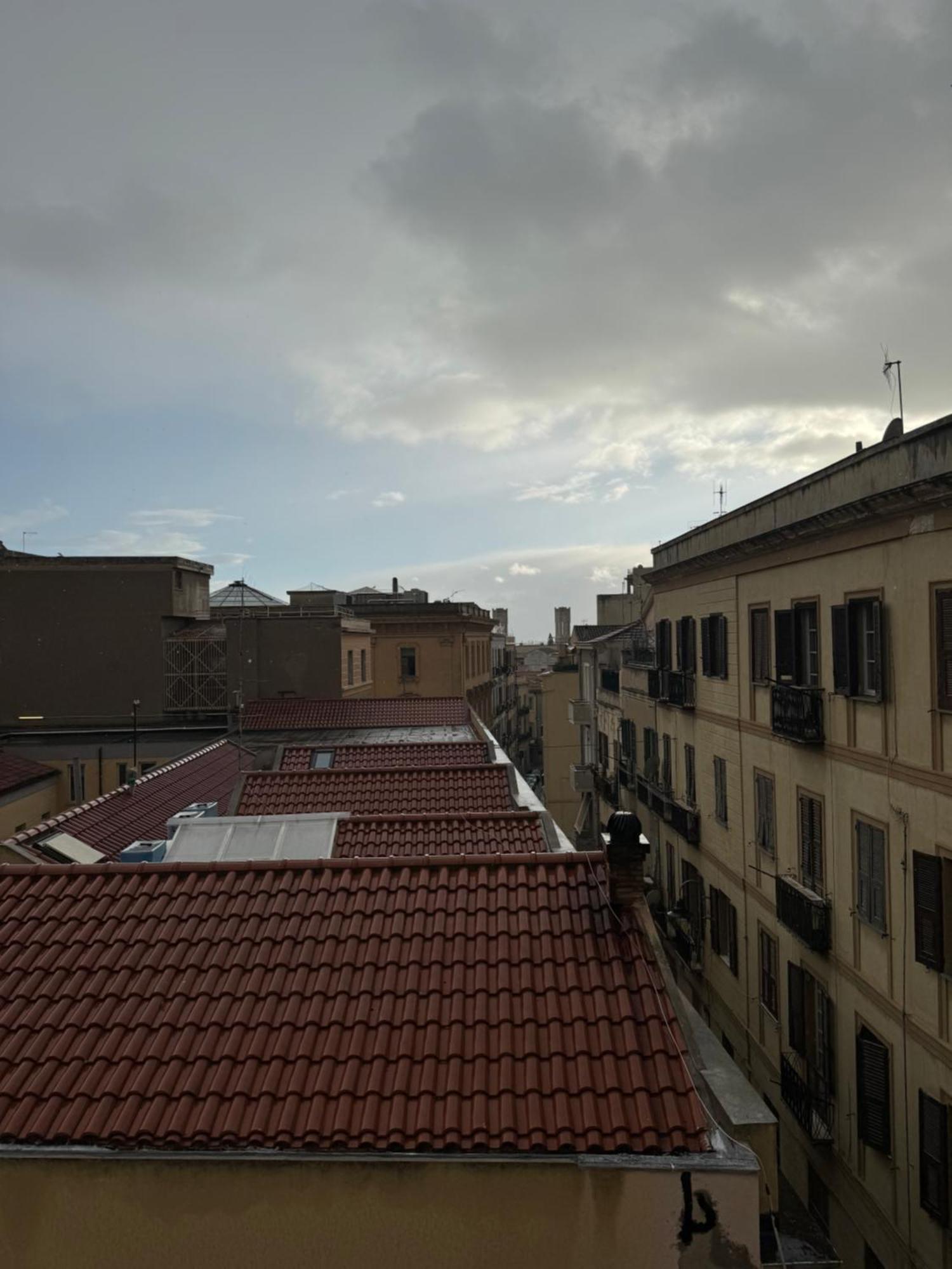 Fl Apartments Nel Corso Cagliari Luaran gambar
