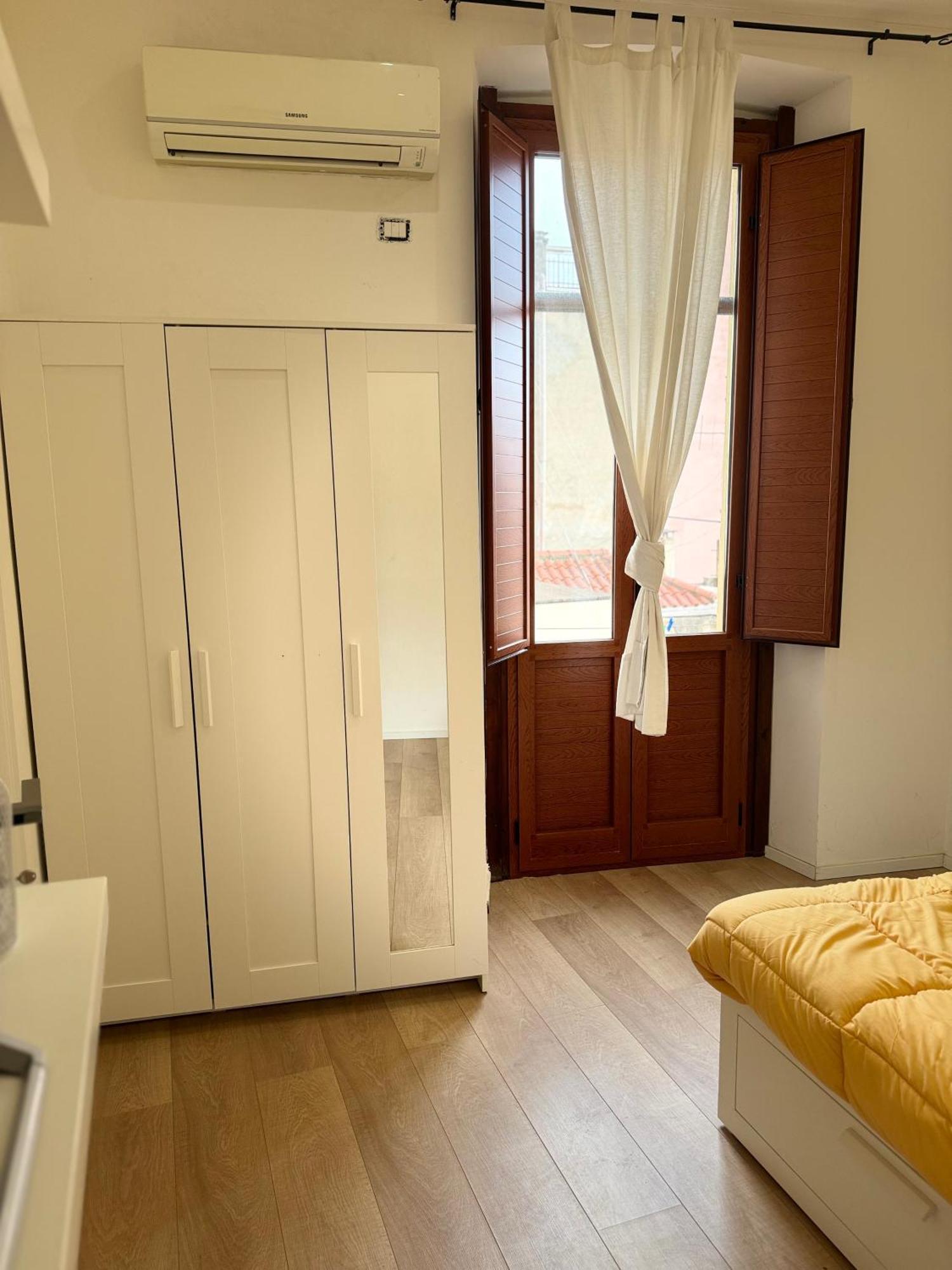 Fl Apartments Nel Corso Cagliari Luaran gambar